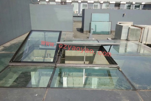 進口鏈條式開窗器與國產(chǎn)鏈條式電動開窗器