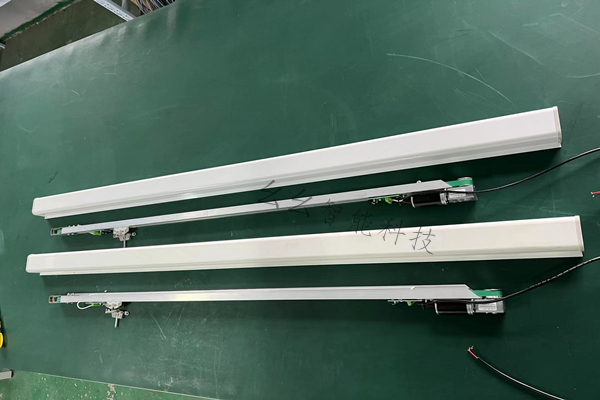 1676437889955372.jpg 平移機(jī)_副本.jpg